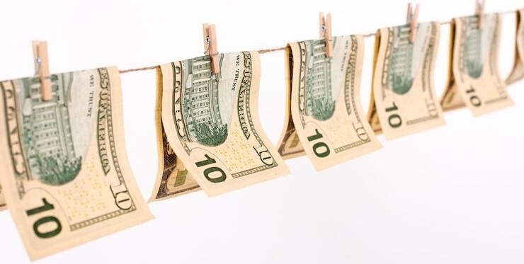 ДО $700 МЛН МОГУТ ПРОДАТЬ ИЗ НАЦФОНДА В ДЕКАБРЕ