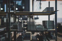 PMI ОБРАБАТЫВАЮЩИХ ОТРАСЛЕЙ: НАБЛЮДАЕТСЯ ВОЗОБНОВЛЕНИЕ РОСТА