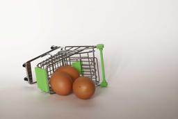 УСКОРЕНИЕ МЕСЯЧНОЙ ИНФЛЯЦИИ ОЖИДАЕТСЯ В АПРЕЛЕ