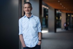 ЭКОНОМИКА ИНФОРМАЦИИ ГЛАЗАМИ МЭТЬЮ ГЕНЦКОУ