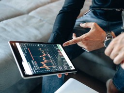 ОБЪЕМ ТОРГОВ НА AIX В СЕНТЯБРЕ СОСТАВИЛ ОКОЛО $149,5 МЛН