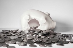 ИНВЕСТИЦИОННАЯ ДОХОДНОСТЬ НАЦФОНДА ДЕМОНСТРИРУЕТ УБЫТКИ