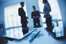 МЕНЯЮЩИЙСЯ ЛАНДШАФТ КОРПОРАТИВНОГО КРЕДИТОВАНИЯ