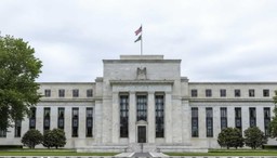 СНИЖЕНИЕ СТАВКИ ФРС: ДОХОДНОСТЬ КАЗНАЧЕЙСКИХ ОБЛИГАЦИЙ ВЫРОСЛА, А ДОЛЛАР УКРЕПИЛСЯ