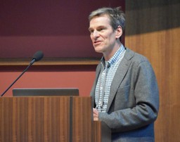 МАКРОФИНАНСЫ, ФИСКАЛЬНАЯ ТЕОРИЯ И НОВЫЙ ПОДХОД К ДЕНЕЖНОЙ ПОЛИТИКЕ