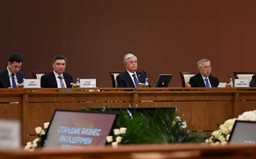 ТОКАЕВ: БАНКИ ДОЛЖНЫ АКТИВНЕЙ ФИНАНСИРОВАТЬ ЭКОНОМИКУ