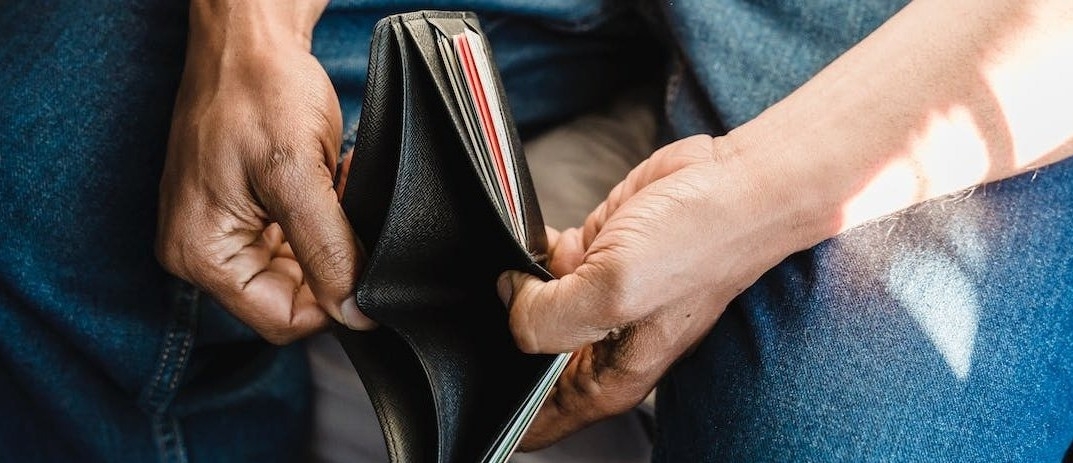 40% СТРЕССОВЫХ АКТИВОВ — КРЕДИТЫ ФИЗЛИЦ