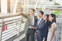 КИТАЙ БЛИЗИТСЯ К ДЕУРБАНИЗАЦИИ