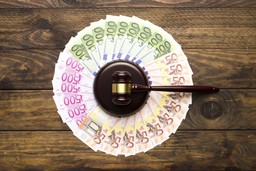 РОСТ ЭКОНОМИКИ ЗАВИСИТ ОТ ВЕРХОВЕНСТВА ЗАКОНА — ИССЛЕДОВАНИЕ