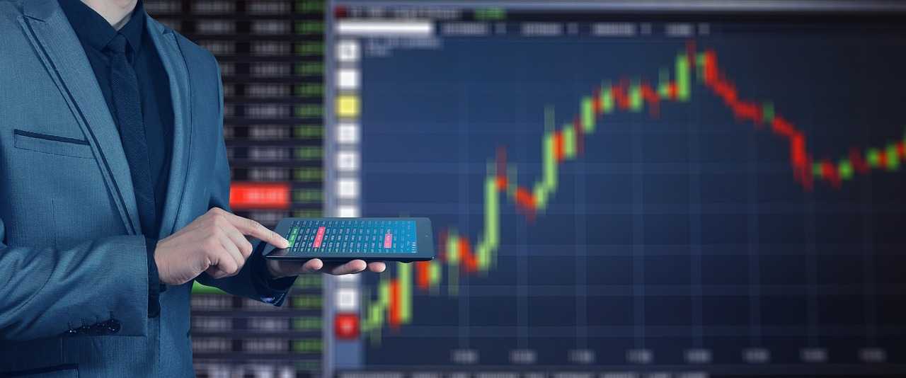 УМЕРЕННОЕ СНИЖЕНИЕ НА ФОНЕ РАЗНОНАПРАВЛЕННЫХ ПОТОКОВ ДЕПОЗИТОВ БВУ